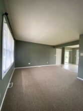 1402 Co Rd 6 in Elkhart, IN - Building Photo - Building Photo