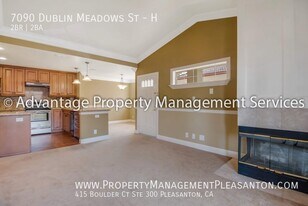 7090 Dublin Meadows St in Dublin, CA - Building Photo