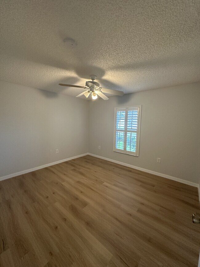 278 Butler Ave NE in Palm Bay, FL - Building Photo - Building Photo