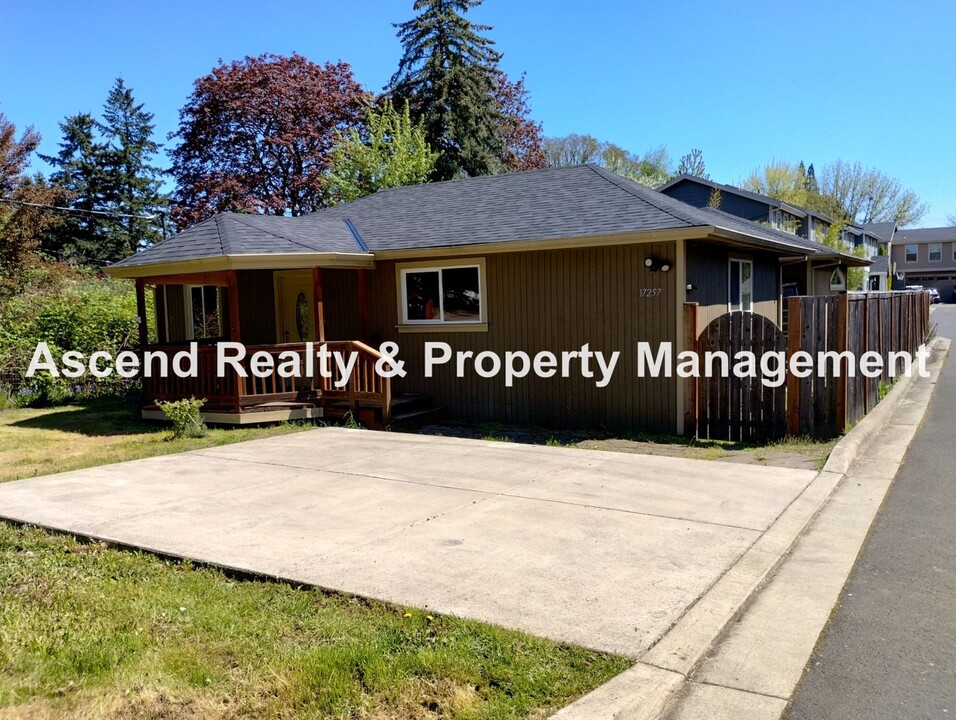 17257 SW Reem Ln in Beaverton, OR - Building Photo