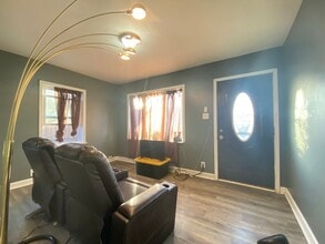 7423 Chestnut Ave in Hammond, IN - Building Photo - Building Photo