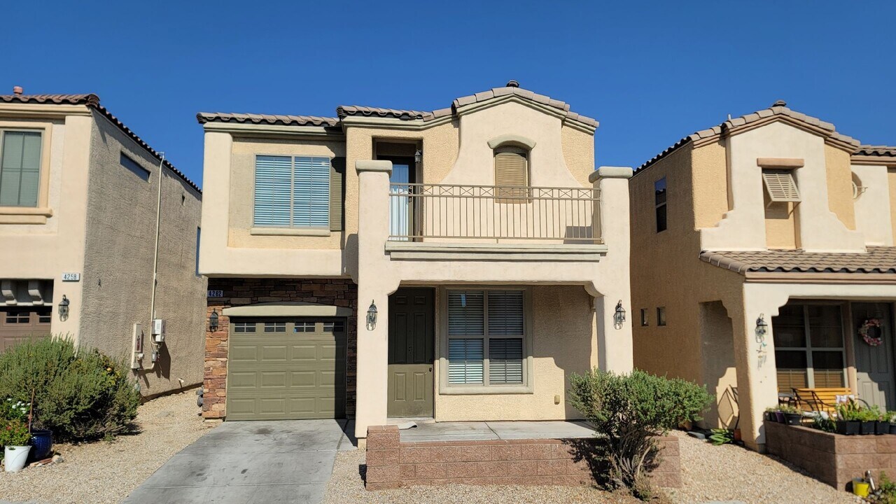 4262 S Sugar Dr in Las Vegas, NV - Building Photo