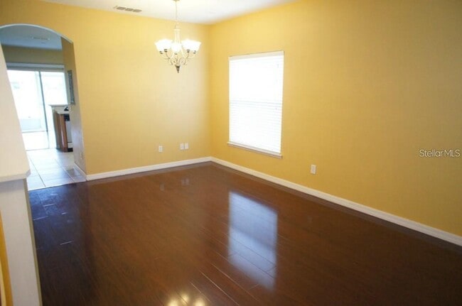 property at 427 Wilton Cir