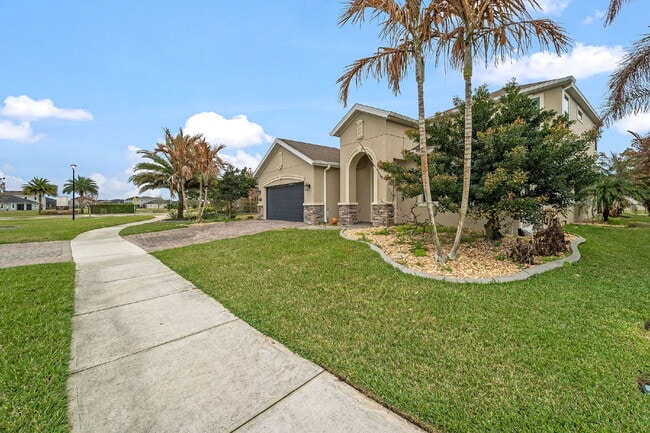7782 Paragrass Ave in Melbourne, FL - Foto de edificio - Building Photo
