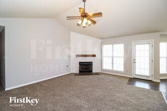 2726 Long Shadow Ln in Memphis, TN - Building Photo - Building Photo
