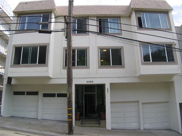 2480 15th St in San Francisco, CA - Building Photo