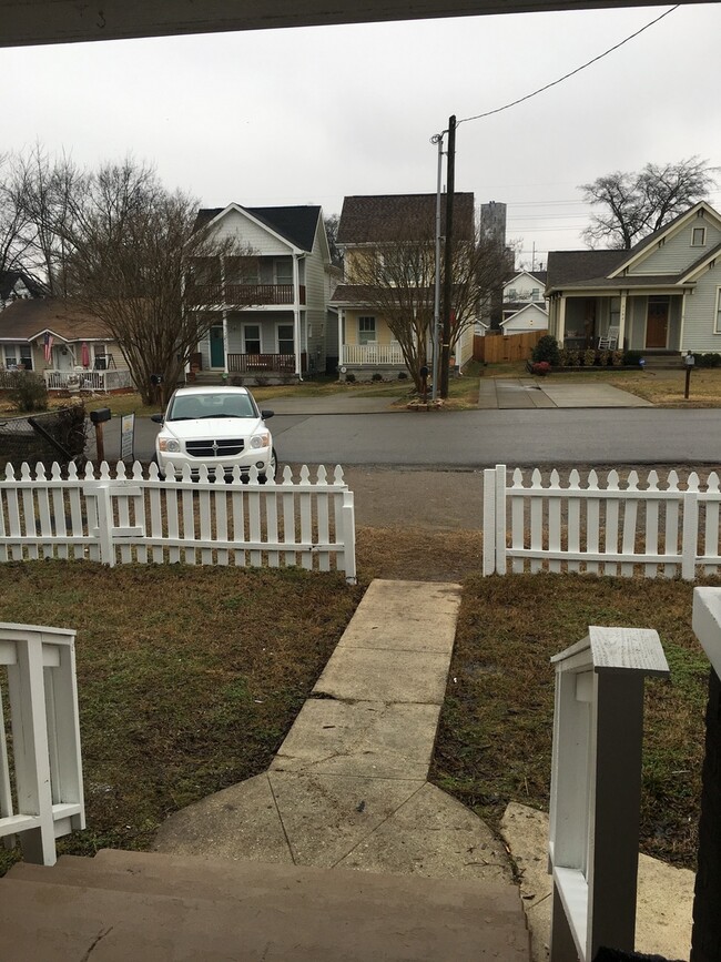 5107a Kentucky Ave in Nashville, TN - Building Photo - Building Photo