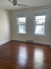437 Davidson St, Unit #2 in Bridgeport, CT - Building Photo - Building Photo