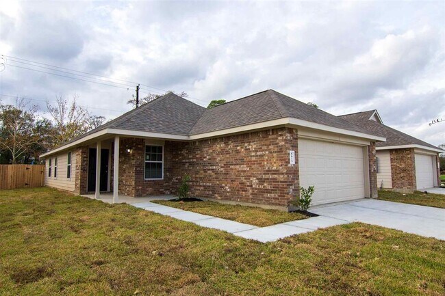 8615 Oak Grove Church St in Houston, TX - Building Photo - Building Photo