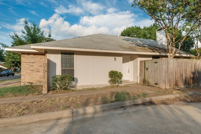 620 Via Miramonte in Mesquite, TX - Building Photo - Building Photo