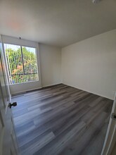 4343 Whitsett Ave in Los Angeles, CA - Foto de edificio - Building Photo