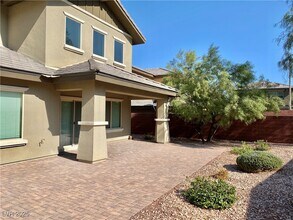 5787 Mesa Mountain Dr in Las Vegas, NV - Building Photo - Building Photo