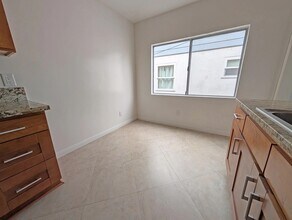 5219 Packard St in Los Angeles, CA - Building Photo - Building Photo