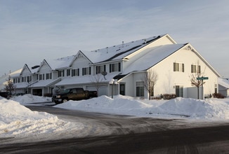 Sundance Villas in Sartell, MN - Foto de edificio - Building Photo