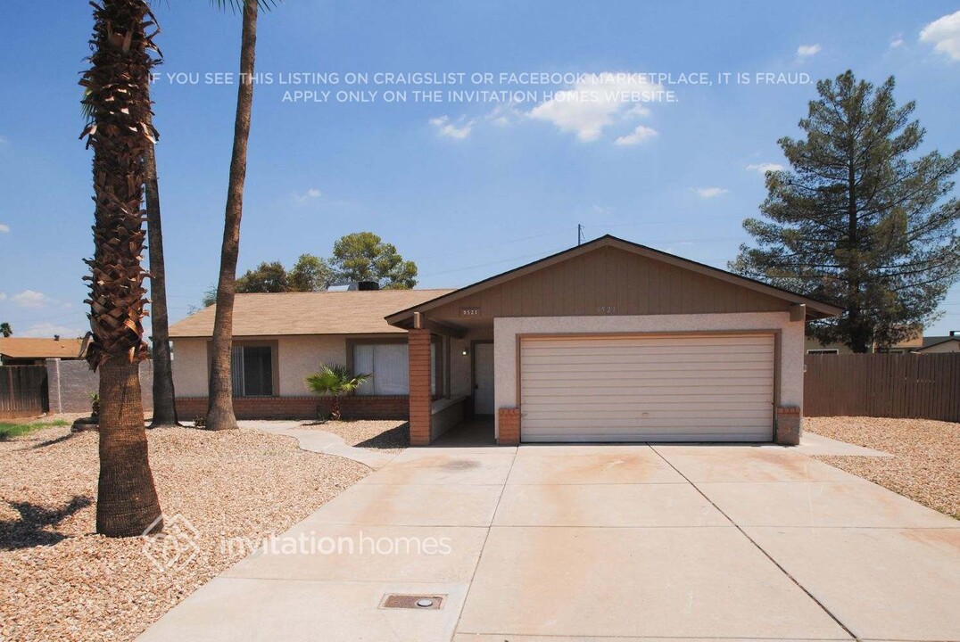 9521 N 67th Ln in Peoria, AZ - Foto de edificio