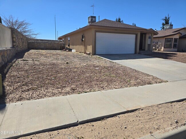 1400 Cravens St in Anthony, TX - Building Photo - Building Photo