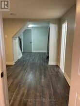 26 Lansbury Dr in Toronto, ON - Building Photo - Building Photo