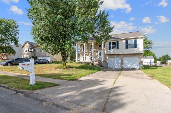 2524 Aly Sheba Dr in Burlington, KY - Building Photo - Building Photo