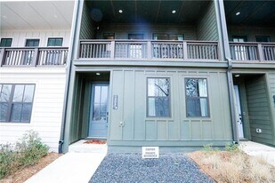 1305 Breezy St SE in Atlanta, GA - Building Photo