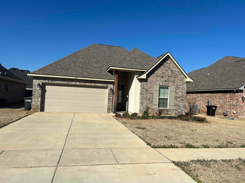 454 Mangrove Ln in Bossier City, LA - Building Photo