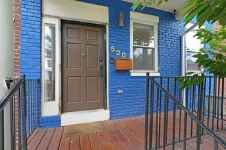 520 Lamont St NW in Washington, DC - Building Photo - Building Photo