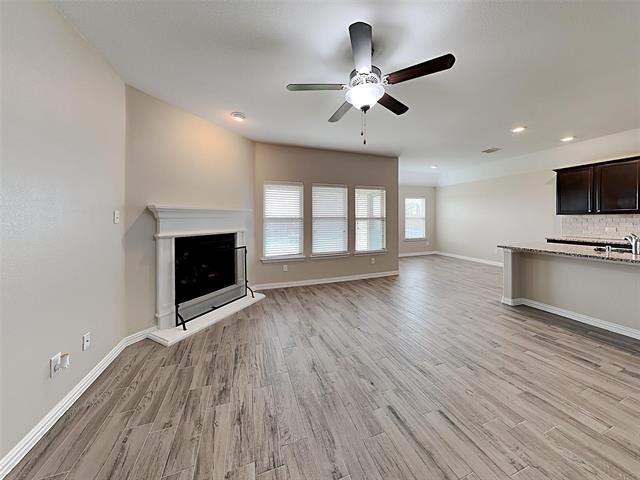 909 Silverbell St in Princeton, TX - Building Photo - Building Photo