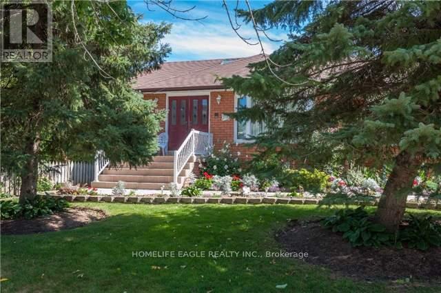 19 Schomberg Rd in Richmond Hill, ON - Building Photo - Building Photo