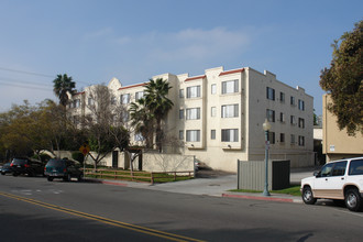 2782 Broadway Apartments in San Diego, CA - Building Photo - Building Photo