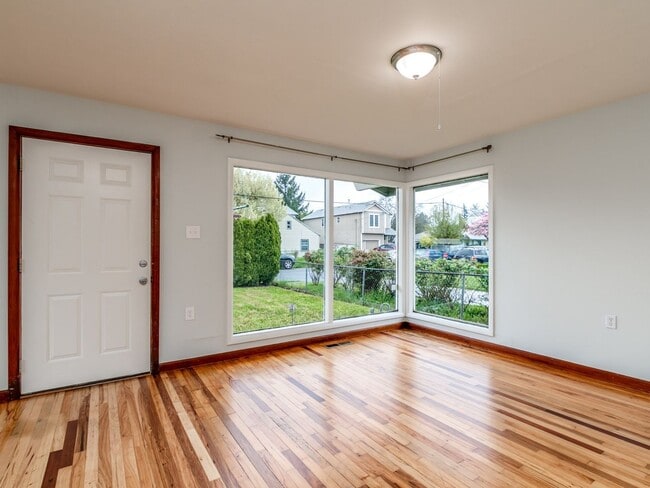 4141 SE 80th Ave in Portland, OR - Building Photo - Building Photo