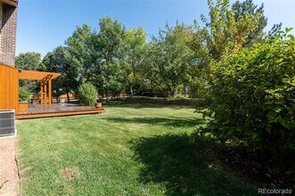 5710 S Kenton Way in Englewood, CO - Building Photo - Building Photo