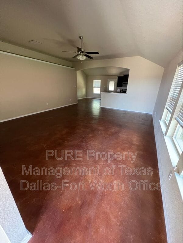 7318 Mistletoe Trail in Granbury, TX - Building Photo - Building Photo