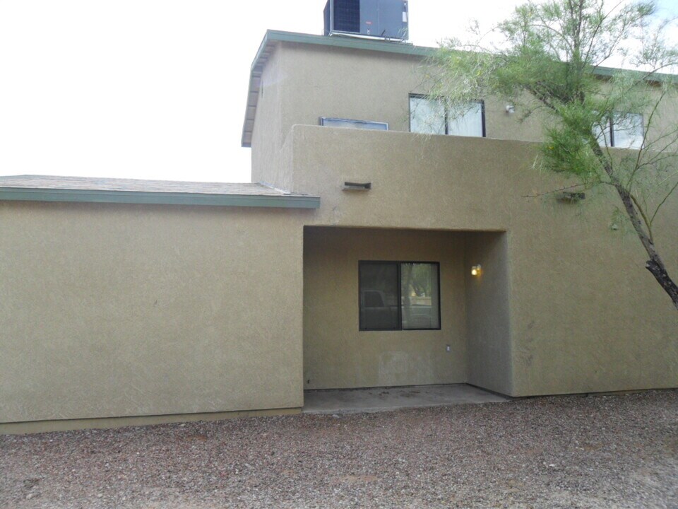 1822 E 10th St, Unit #2 - 5 bed 4 bath in Tucson, AZ - Building Photo