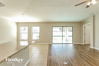 14323 Haddon Mist Dr in Wimauma, FL - Building Photo - Building Photo
