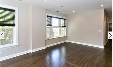 2506 W Argyle St-Unit -2506-3 in Chicago, IL - Building Photo - Building Photo