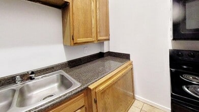 1425 State St in Bowling Green, KY - Building Photo - Building Photo