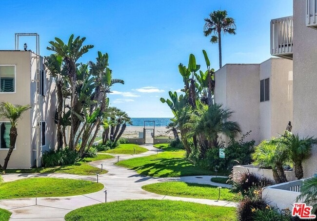 property at 7301 Vista Del Mar