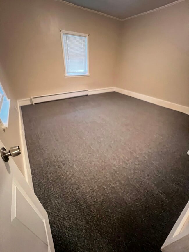 property at 7 Glazier St