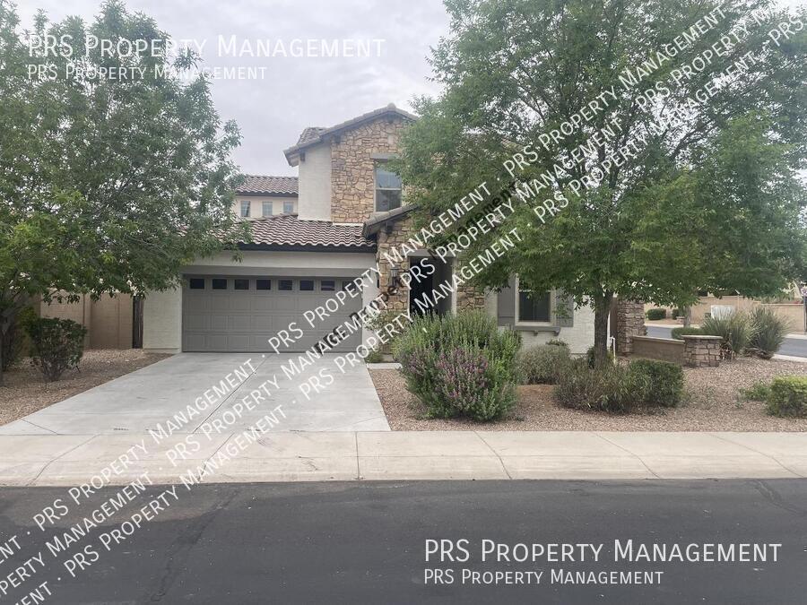 1719 E Dubois Ave in Gilbert, AZ - Building Photo