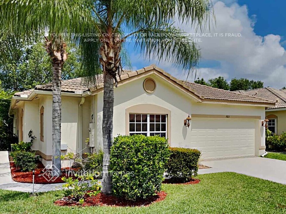 7613 Colony Lake Dr in Boynton Beach, FL - Building Photo