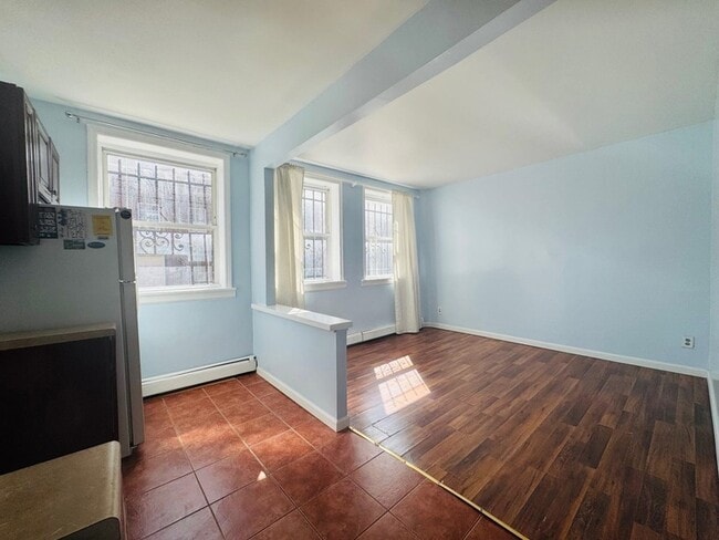 64 Franklin St in Jersey City, NJ - Building Photo - Building Photo