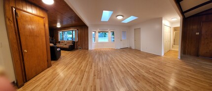 1523 Clifford Dr in Erie, PA - Building Photo - Building Photo