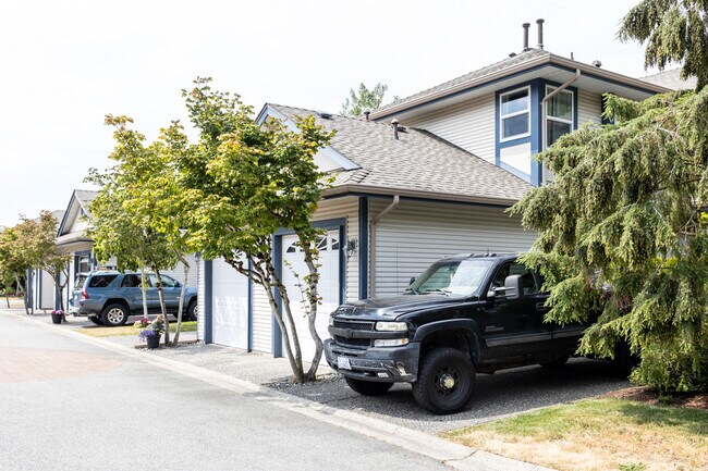 4725 221 St in Langley, BC - Building Photo - Building Photo