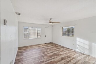 715 S Westmoreland Dr in Orlando, FL - Building Photo - Building Photo