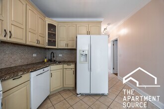 3055 N Kimball Ave, Unit 2 in Chicago, IL - Building Photo - Building Photo