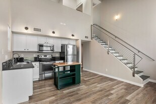 1205 W Roosevelt St in Phoenix, AZ - Building Photo