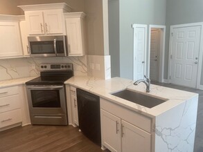 5710 Reflection Rd in Smyrna, TN - Building Photo - Building Photo