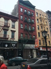 28 Mott St in New York, NY - Building Photo - Building Photo