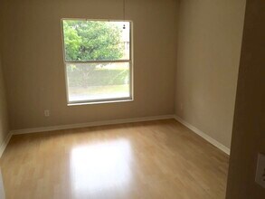156 Pebble Shores Dr, Unit 203 in Naples, FL - Building Photo - Building Photo