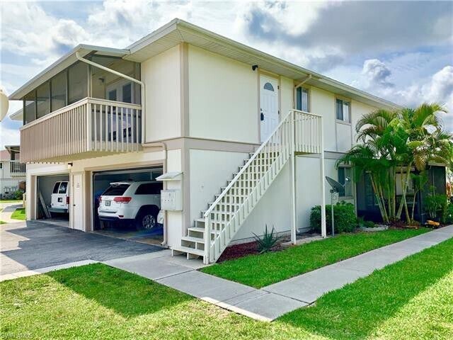 property at 3334 Ottawa Cir