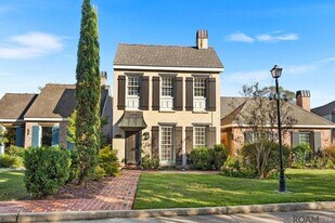 7962 Wrenwood Blvd in Baton Rouge, LA - Building Photo